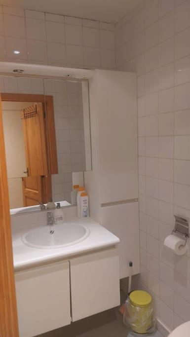 Charming 1-Bedroom Apartment Bruxelles Eksteriør billede
